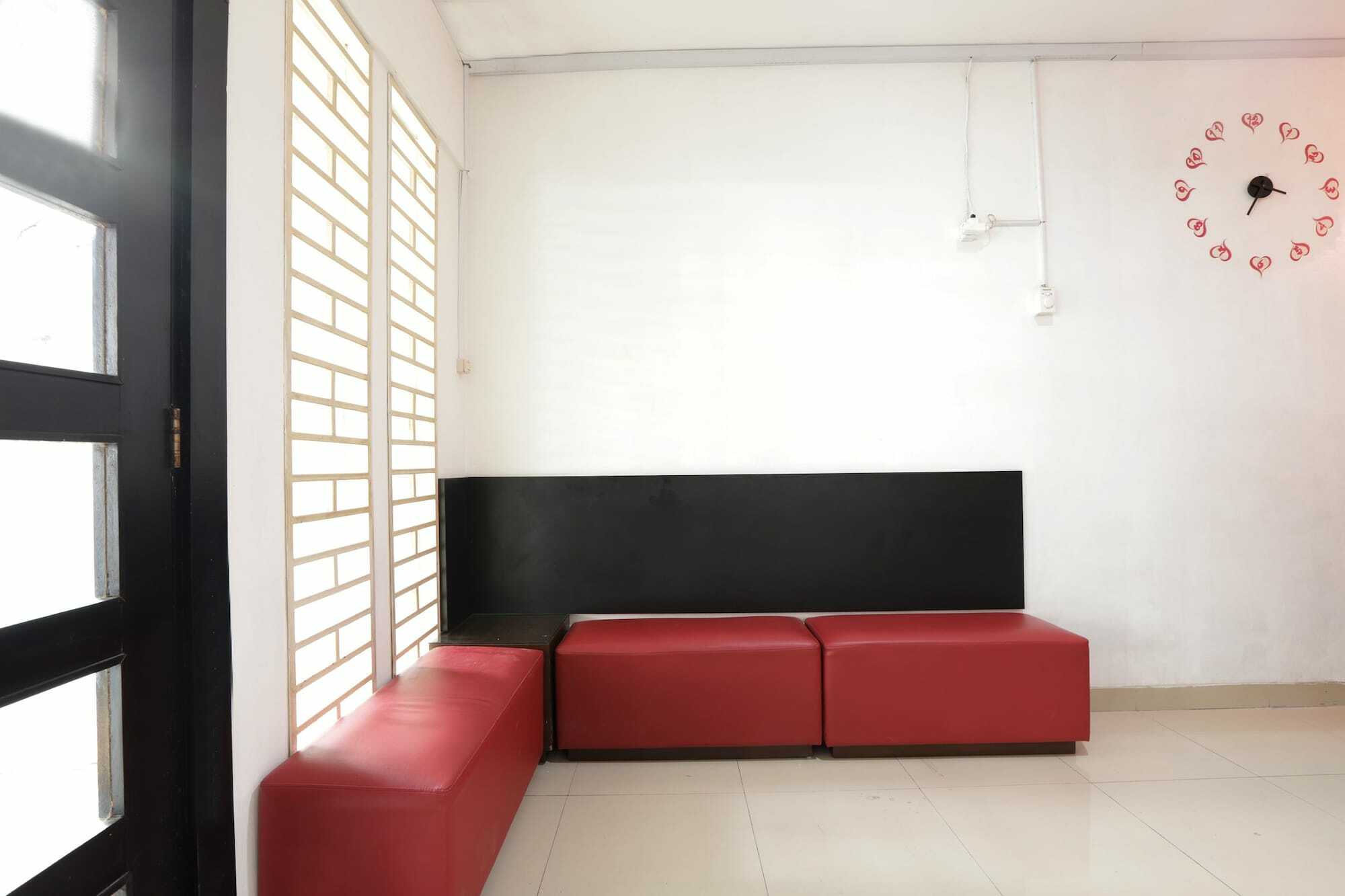 Oyo 345 Wynne Residence Jakarta Eksteriør billede